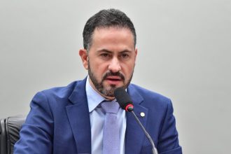 Comissão aprova isenção de IPI para compra de veículos por caminhoneiros e transportadores autônomos