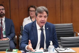 Comissão aprova novas regras sobre a oferta de veículos adaptados em serviços de transporte