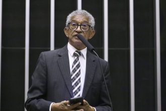 Projeto obriga laboratórios a notificarem casos de câncer associado à exposição ao amianto