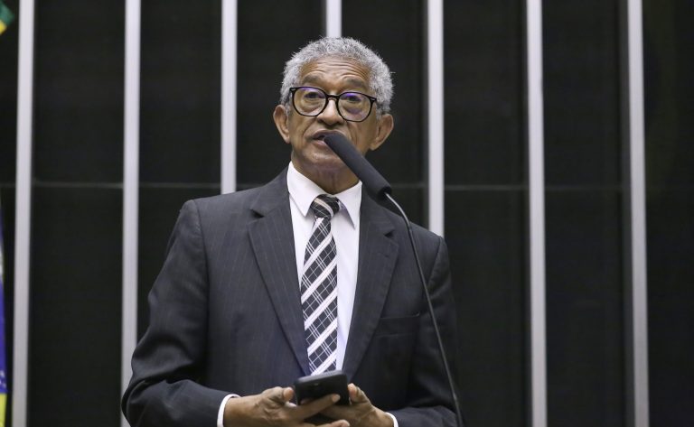 Projeto obriga laboratórios a notificarem casos de câncer associado à exposição ao amianto