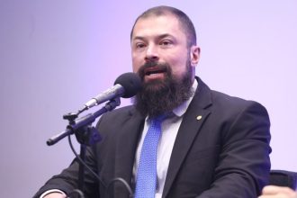 Comissão aprova porte de arma para atiradores com mais de um ano de registro