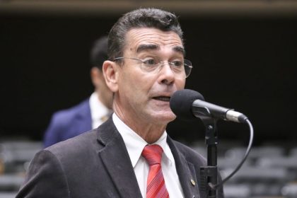 Comissão de Direitos Humanos debate direito à moradia digna; participe