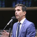 Comissão debate primeiro contrato com jovens atletas; participe