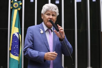 Projeto obriga órgãos públicos a receber documentos por e-mail institucional