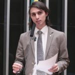 Projeto obriga empresas a informar em 5 dias úteis solução de demandas no SAC