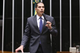 Câmara aprova transferência simbólica da capital federal para Salvador em 2 de julho de cada ano