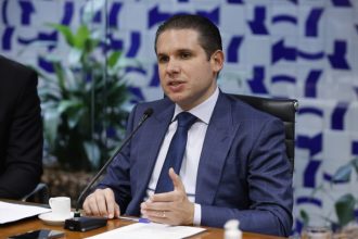 Motta destaca papel da Câmara na aprovação do ECA Digital, que entrou em vigor nesta terça-feira