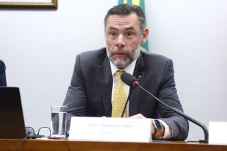 Especialistas defendem equipes multidisciplinares no atendimento a pessoas com autismo