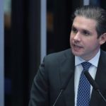 Motta quer votar fim da escala de trabalho 6×1 em maio no Plenário