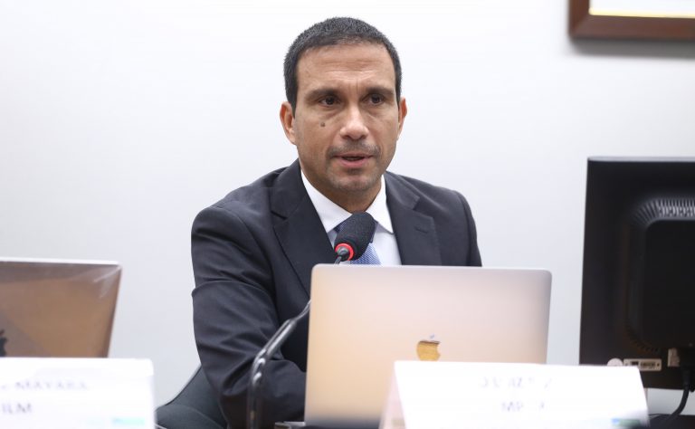 Debate na Câmara defende concessão de hidrovias na região Norte, mas com controle social