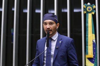 Projeto garante adicional de insalubridade e periculosidade a professores