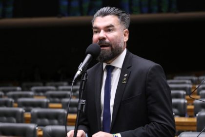 Projeto autoriza porte de arma para fiscais do Procon em todo o país