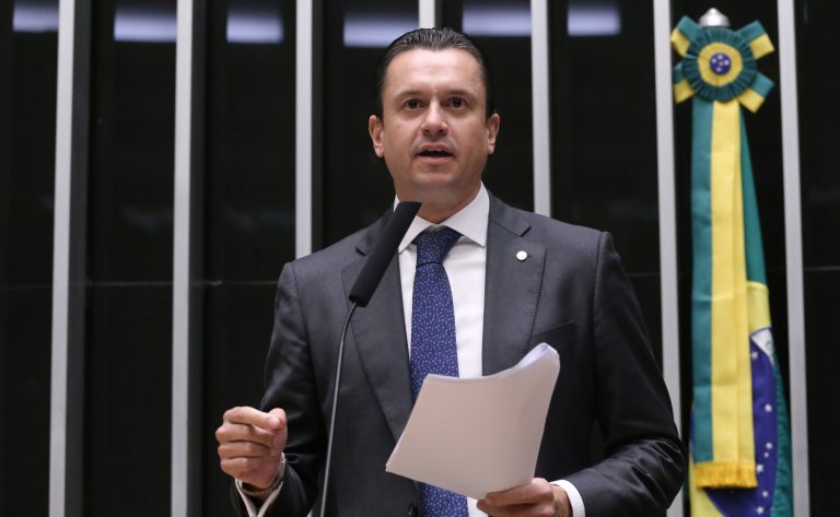 Câmara aprova medidas para coibir “golpe do falso advogado”