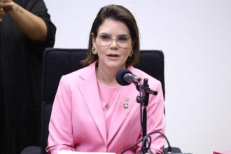 Câmara debate fortalecimento das Procuradorias da Mulher e 20 anos da Lei Maria da Penha