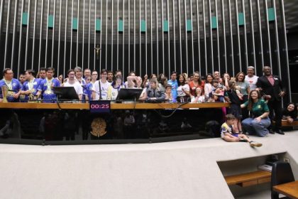 Sessão na Câmara marca Dia da Síndrome de Down e reforça combate à exclusão