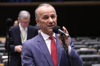 Câmara aprova projeto que cria o Dia Nacional em Memória das Vítimas de Trânsito