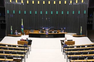 Câmara aprova regime de urgência para dois projetos de lei