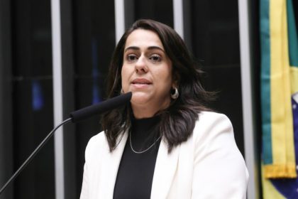 Sessão solene na Câmara destaca desafios de mães de pessoas com autismo