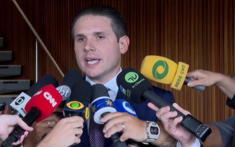 Motta defende voto distrital misto como forma de aprimorar sistema eleitoral