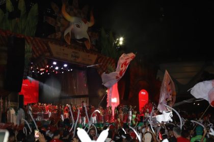 Garantido lota Sambódromo com o lançamento do álbum ‘Parintins: Portal do Encantamento’