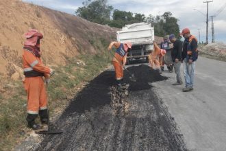 Prefeitura de Manaus avança com recuperação asfáltica no Distrito Industrial 2 e melhora mobilidade na zona Leste