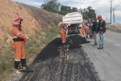 Prefeitura de Manaus avança com recuperação asfáltica no Distrito Industrial 2 e melhora mobilidade na zona Leste