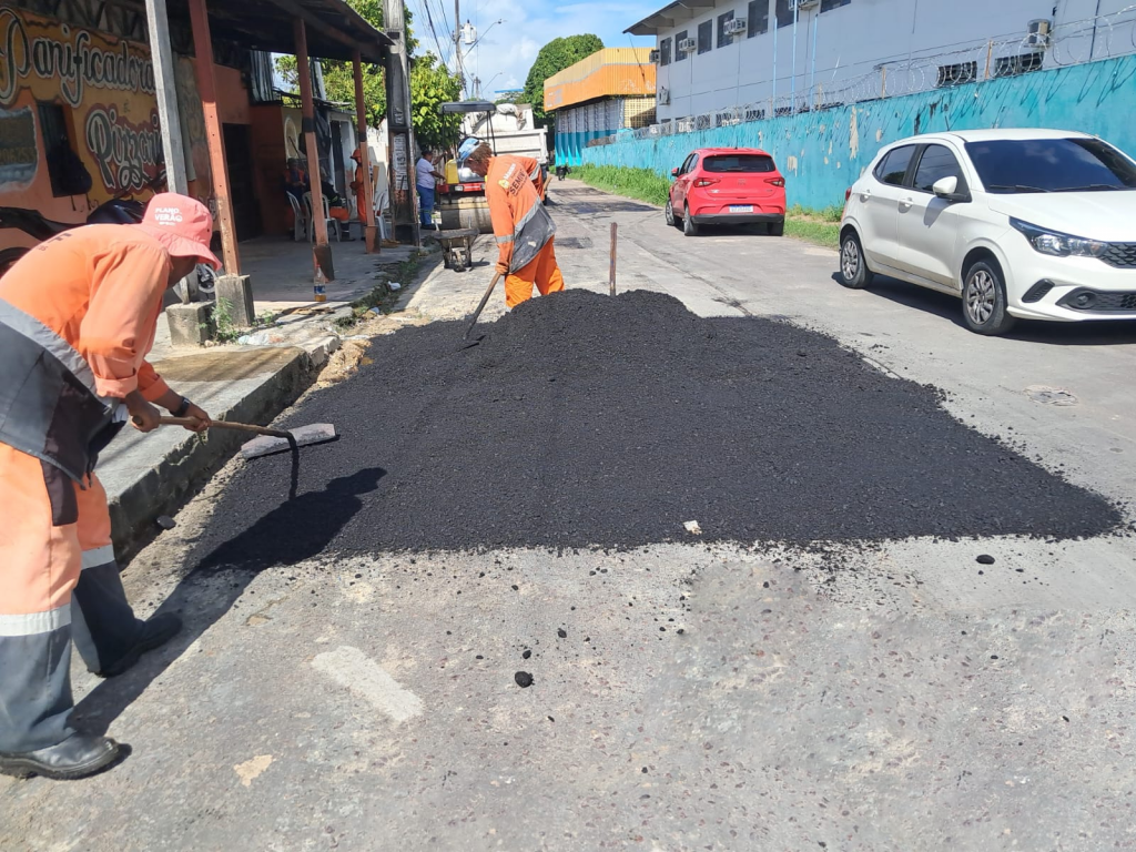 Prefeitura de Manaus avança com recuperação asfáltica no bairro Cidade Nova e amplia mobilidade em mais vias