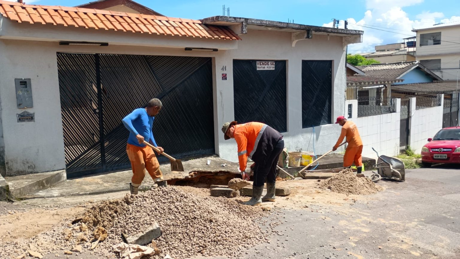 Prefeitura de Manaus realiza intervenção em rede de drenagem e melhora escoamento no bairro Alvorada