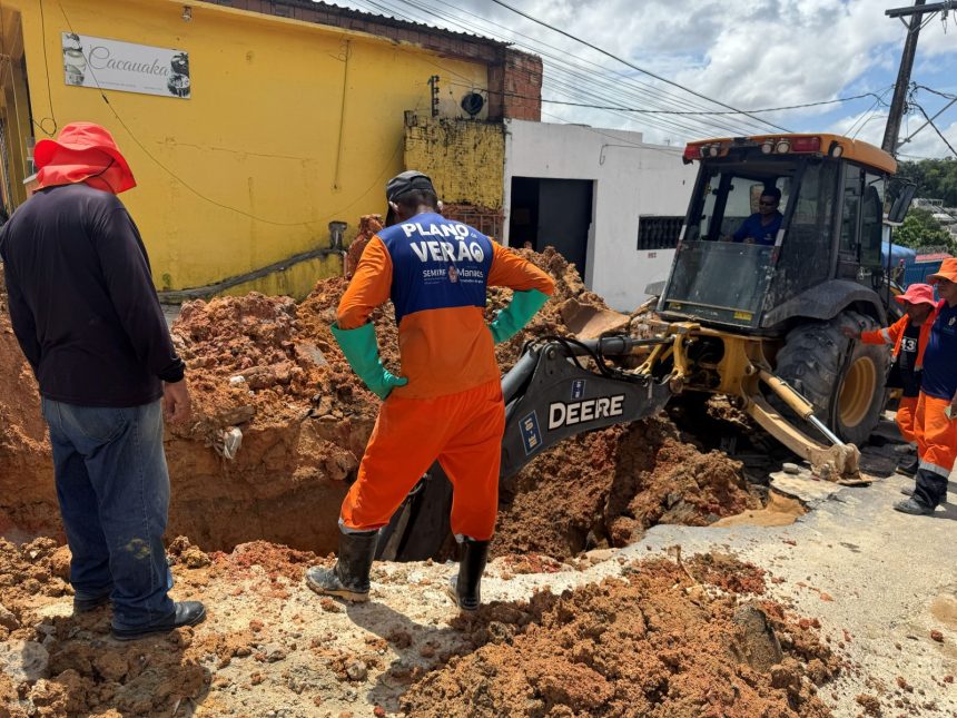 Prefeitura de Manaus realiza manutenção de drenagem no conjunto Manoa e recupera trecho afetado por cratera