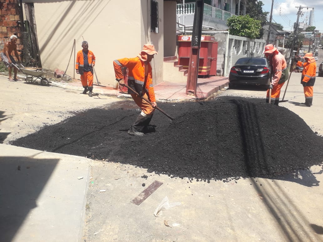 Prefeitura de Manaus recupera rede de drenagem profunda e intensifica serviços de manutenção asfáltica no bairro Betânia