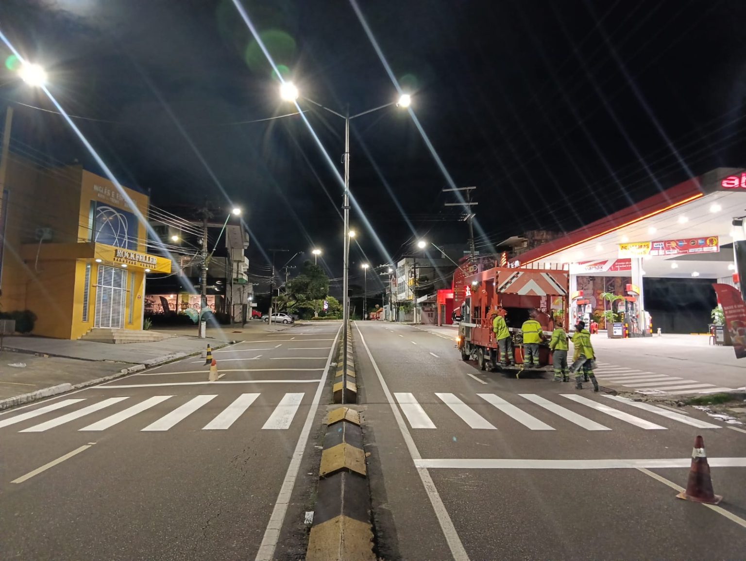 Prefeitura de Manaus reforça sinalização viária em polos de grande fluxo para ampliar segurança no trânsito