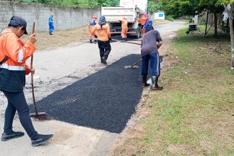 Prefeitura de Manaus avança com manutenção asfáltica no Tarumã e reforça recuperação viária na zona Oeste