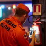 CIF: Corpo de Bombeiros multa e notifica bar que funcionava sem documentação no Vieiralves