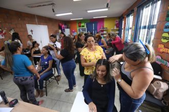 Beneficiárias do Prosamin+ participam de curso de capacitação promovido pela UGPE
