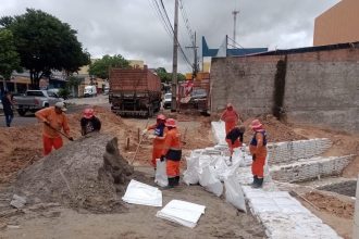 Prefeitura de Manaus avança na reconstrução da drenagem profunda na avenida Autaz Mirim e reforça segurança em corredor estratégico da zona Leste