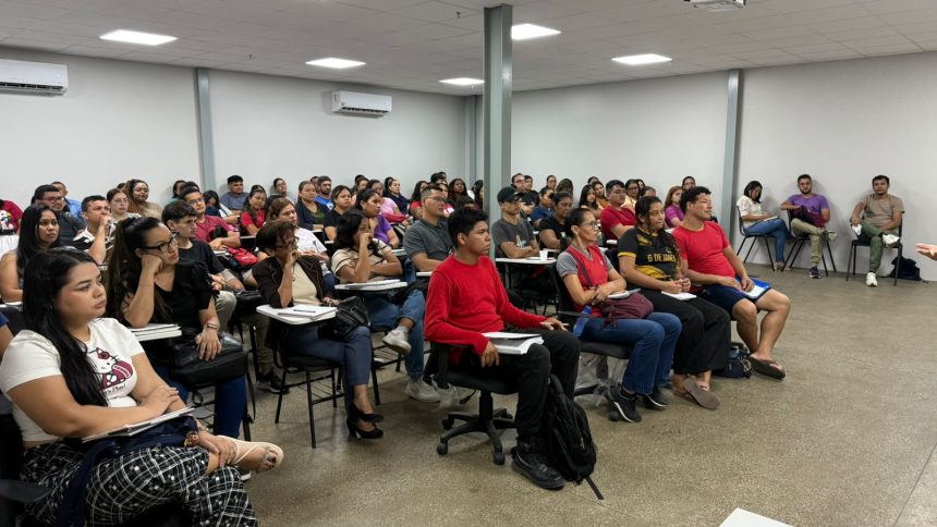 Prefeitura de Manaus oferece treinamento sobre uso de Inteligência Artificial para conquistar emprego