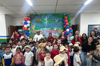 Cmei da Prefeitura de Manaus encerra atividades da ‘Semana de Literatura Amazonense’ com temática ambiental