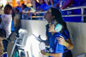 Festival de Parintins 2026: Governo do Amazonas divulga datas para inscrição no Espaço Acessível nas três noites de festa