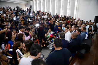 Prefeito Renato Junior anuncia novos gestores da Controladoria, Ouvidoria, Ageman e IMMU e estrutura primeiro escalão do município