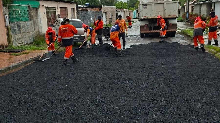 Prefeitura de Manaus impulsiona serviços de manutenção asfáltica no bairro São José Operário