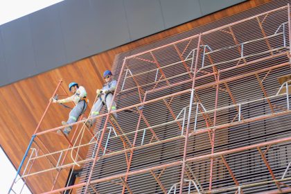 Prefeitura de Manaus atinge marca de 6 milhões de metros quadrados licenciados com alvarás de construção na gestão