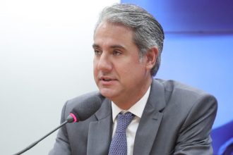 Comissão aprova sistema de coleta seletiva e logística reversa de coco verde