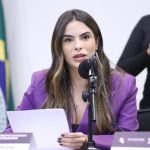 Projeto garante ao trabalhador direito de não responder a mensagens fora do expediente