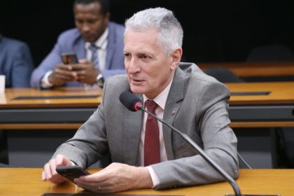 Comissão debate direitos de atingidos por barragens e mineração ilegal