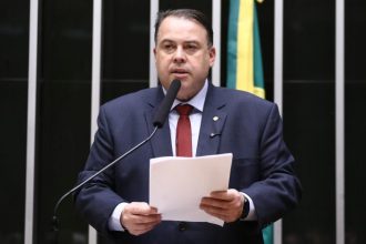 Comissão aprova projeto que prevê indenização a entidades formadoras de jovens atletas