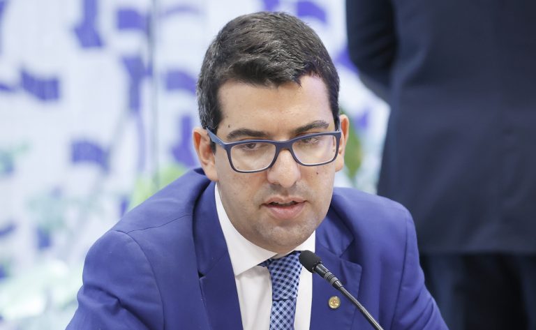 Marcelo Queiroz é eleito presidente da Comissão de Indústria, Comércio e Serviços