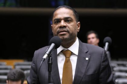 Câmara aprova projeto que cria o Dia Nacional da Capoeira