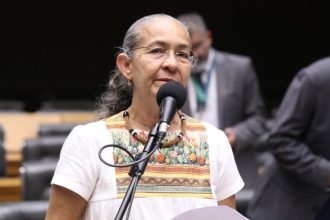 Projeto determina registro de passageiros em voos privados e em táxi-aéreo