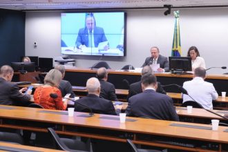 Comissão debate criação de um marco legal para pequenos reatores nucleares