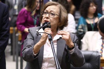 Câmara aprova projeto que regulamenta a profissão de dançarino